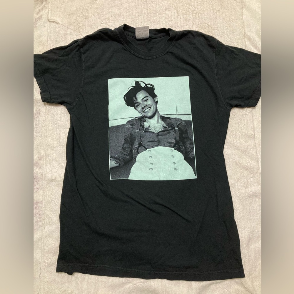 Harry Styles Tour Merch Tee Love on Tour - sz S